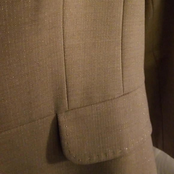 Jacket - Picture 3 of 4